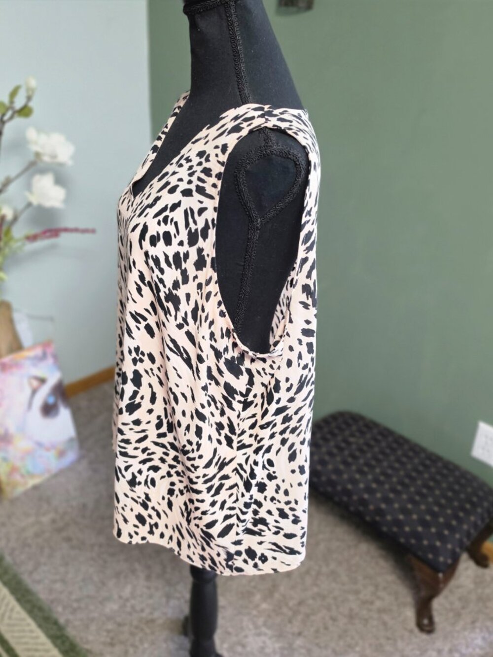 Nine West Animal Print Sleeveless V-Neck Blouse Size XXL